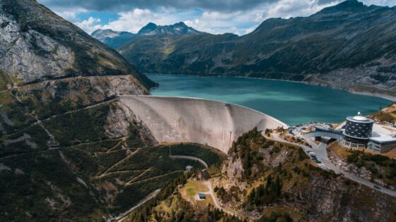 Google Splashes $3 Billion on Hydropower to Fuel AI Growth