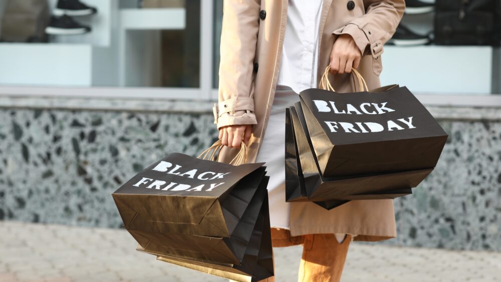 Black Friday online sales reach $11.8 billion as AI drives growth