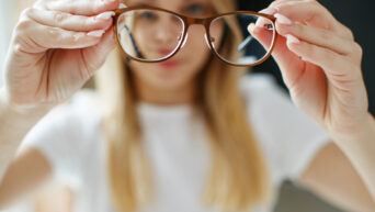 Your Next Pair of Glasses Might Have Autofocus