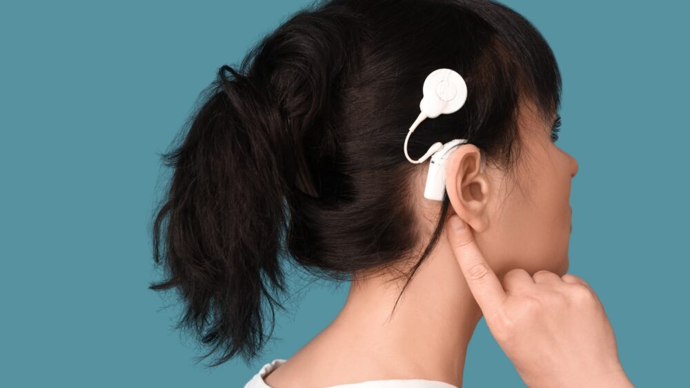 Scientists Develop Telepathic Device That Turns Thoughts Into Speech